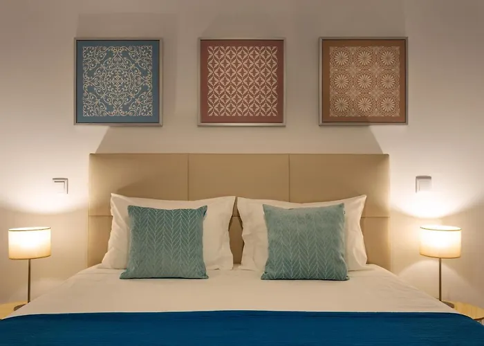 Keep Calm And Enjoy Nazaré